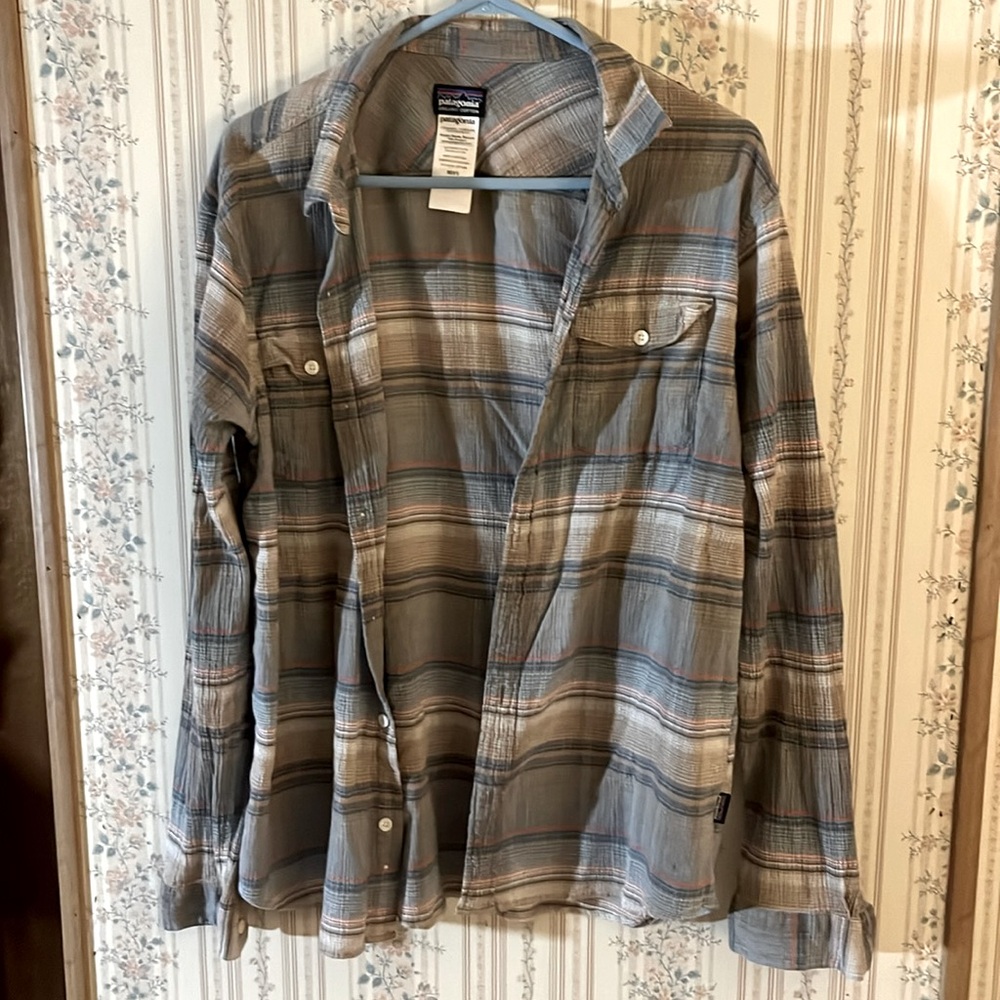 Patagonia Men’s Organic Cotton Button Down